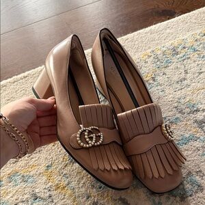 Gucci Pearl Double G Fringe Block Heel Shoes in Tan